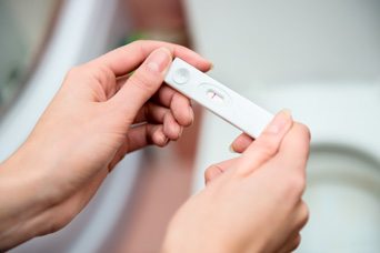 Tired of Seeing Another Negative Pregnancy Test? 7 Signs You Should Speak To Your OB About Infertility